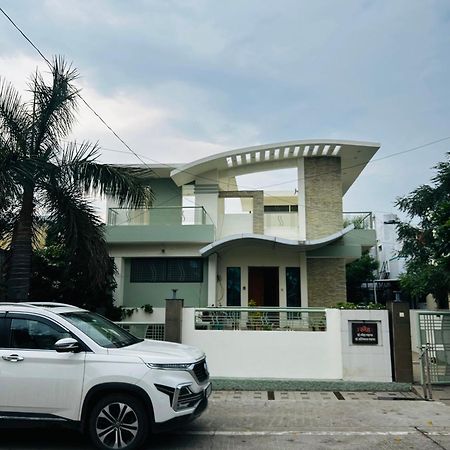 Private & Elegant 3Bhk Villa, Hillside Hideaway, 10 Mins From Mh Bus Stand Aurangābād Esterno foto
