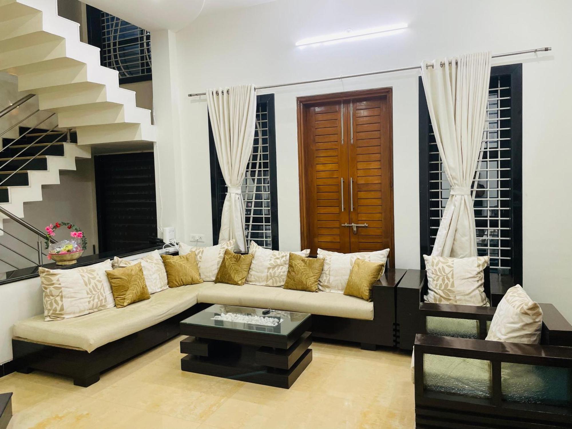 Private & Elegant 3Bhk Villa, Hillside Hideaway, 10 Mins From Mh Bus Stand Aurangābād Esterno foto