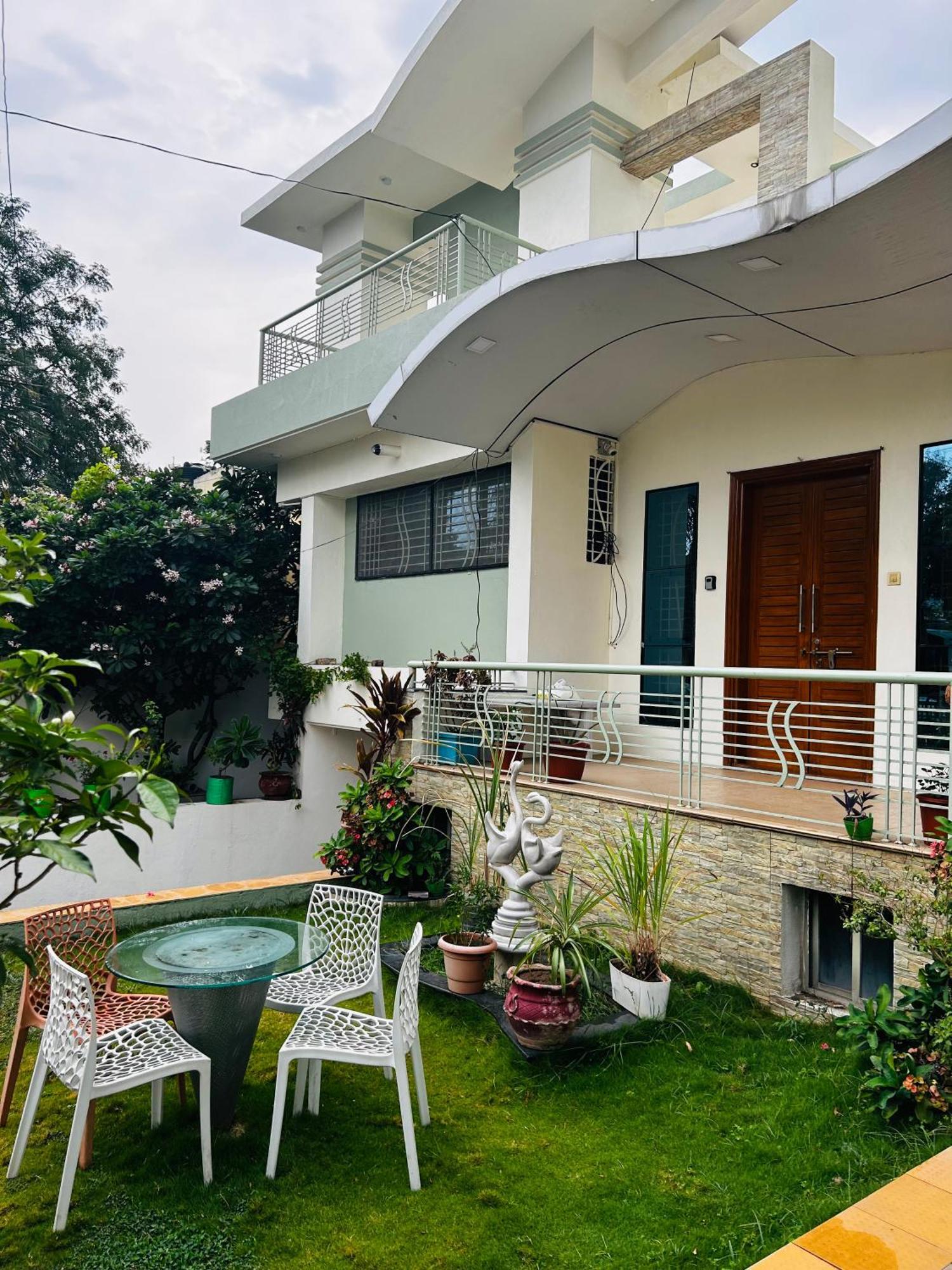 Private & Elegant 3Bhk Villa, Hillside Hideaway, 10 Mins From Mh Bus Stand Aurangābād Esterno foto